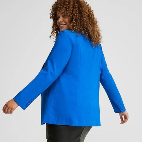 Torrid Size 3 (22/24) Soho Crepe Blazer - Picture 2 of 5